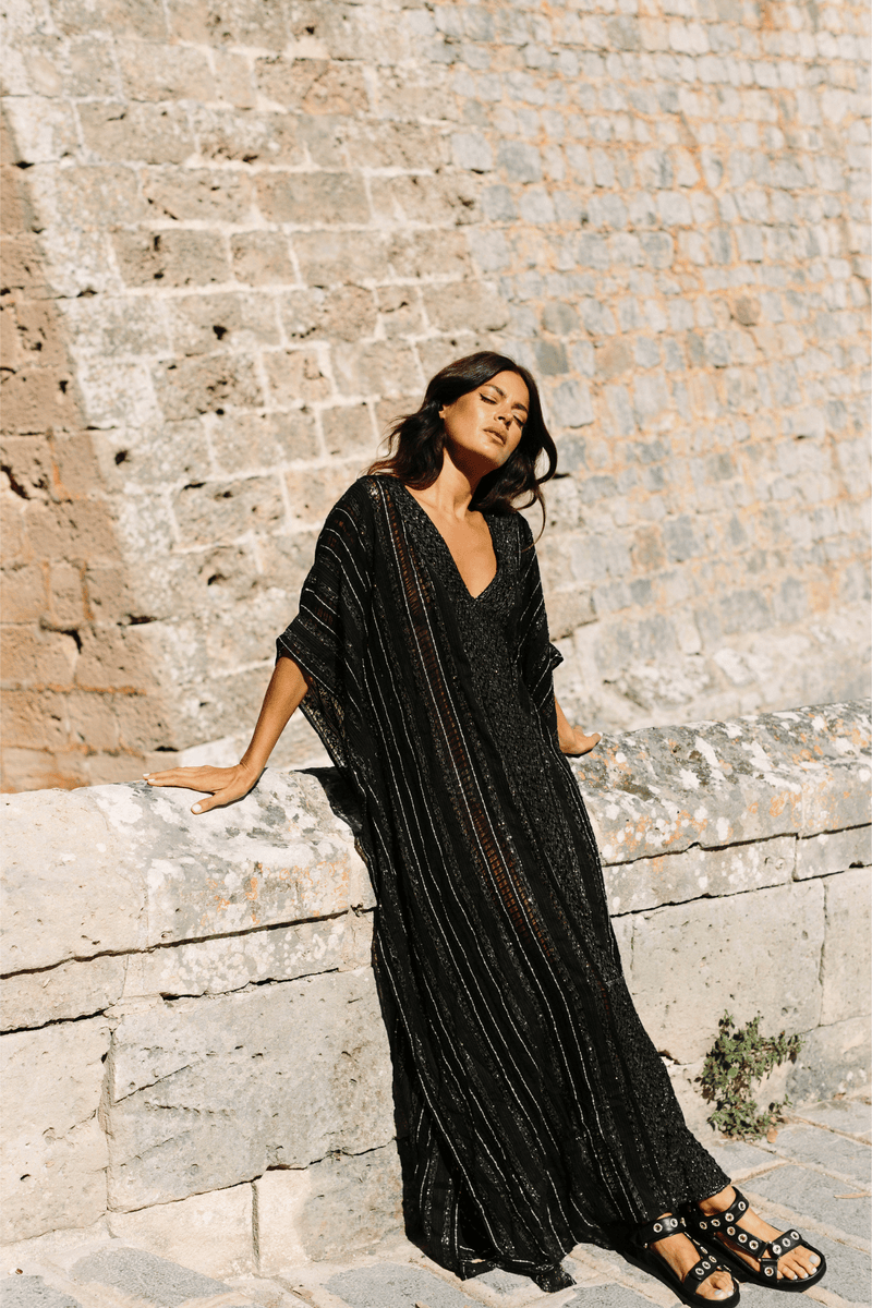 EIMEO clothing ホルターネックドレス タヒチアン Metallic Weave Thobe– pītusa