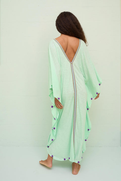 Colorblock Pom Pom Sevillana