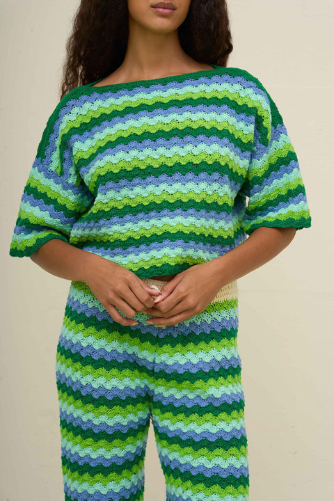 Shell Waves Crochet Pullover Top