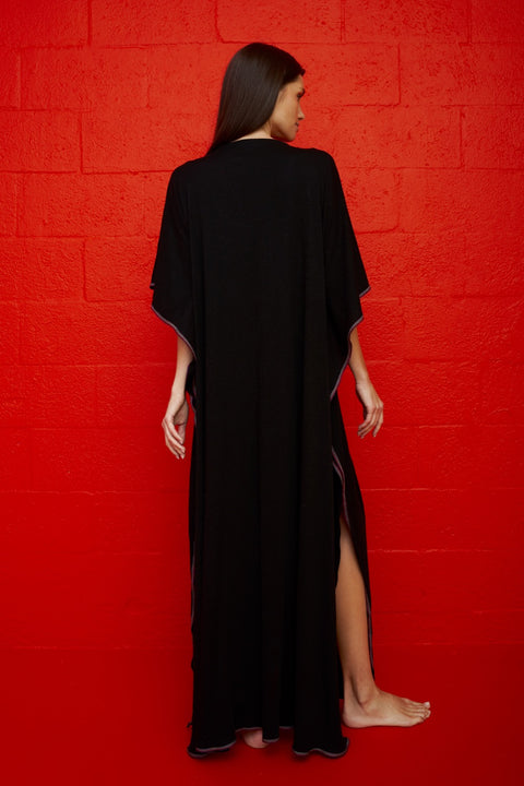 Monochromatic Pima Thobe