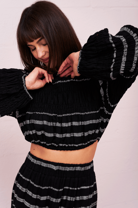 Haut bohème à rayures métallisées