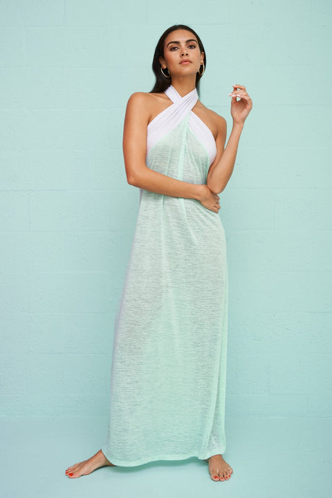 Vestido halter cruzado