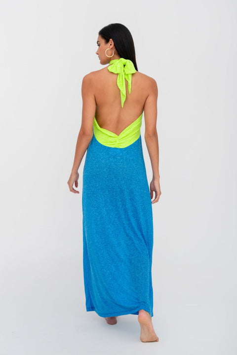 Vestido halter cruzado