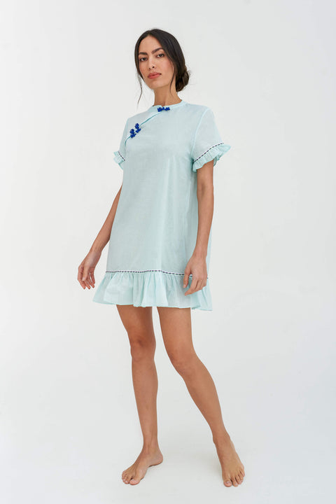 Vestido con cierre de rana