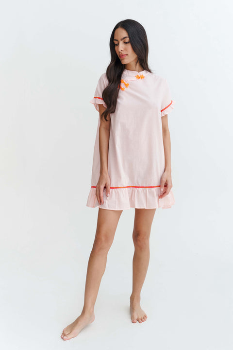 Vestido con cierre de rana