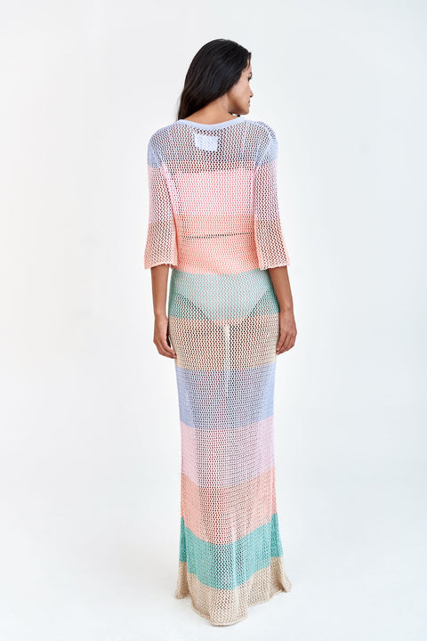 Vestido largo de crochet arcoíris