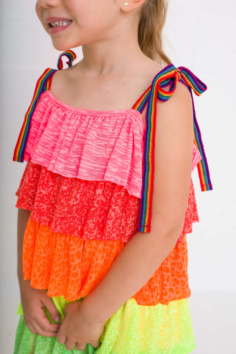 Vestido infantil con capas de arcoíris